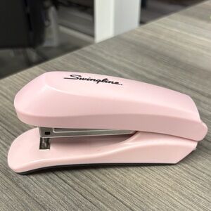 Swingline Pink Stapler